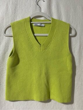 Zara Lime Green Sleeveless V-Neck Knit Vest